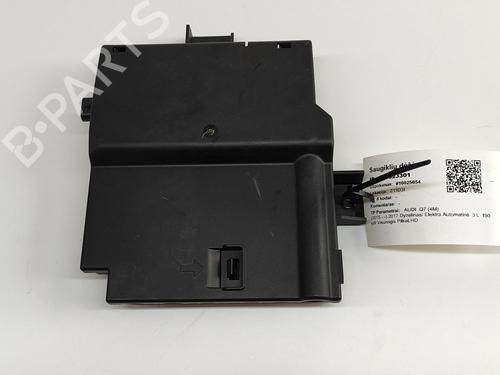 Used Fuse box AUDI Q7 (4MB, 4MG, 4MQ) 3.0 TDI e-tron quattro (374 hp) 25883700