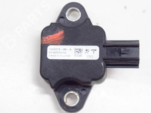 Electronic sensor TESLA MODEL S (5YJS) 75 | BP8847268M84 