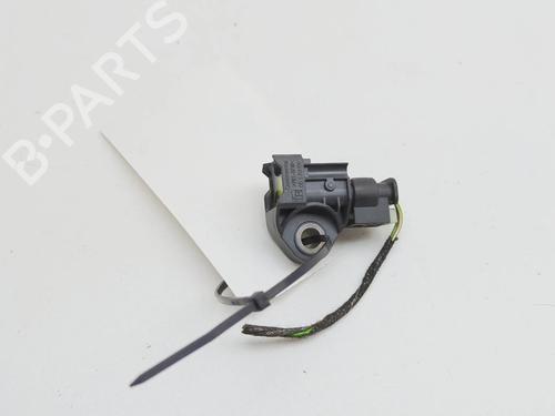 Used Electronic sensor Electronic sensor MERCEDES-BENZ C-CLASS (W205) C 200 BlueTEC / d (205.037) (136 hp) 40071102 40071102