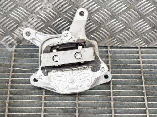gearbox-mount-audi-a4-b9-8w2-8wc-14-tfsi-audi-8w0399118b-8w0399156-8w0399292c-2015-6753504 main image