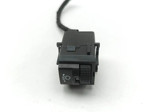 Used Switch PEUGEOT 3008 II SUV (MC_, MR_, MJ_, M4_) Hybrid 180 (M4DGLU) (179 hp) 30178457