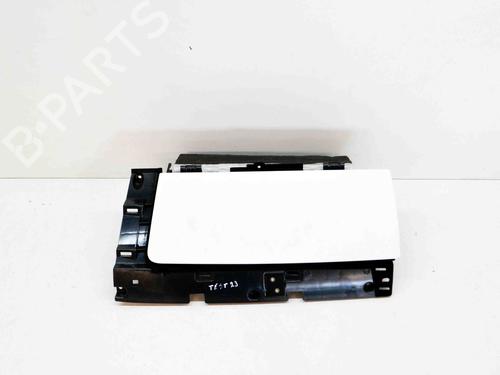 Used Glove box TESLA MODEL S (5YJS) 60 (388 hp) 10070475