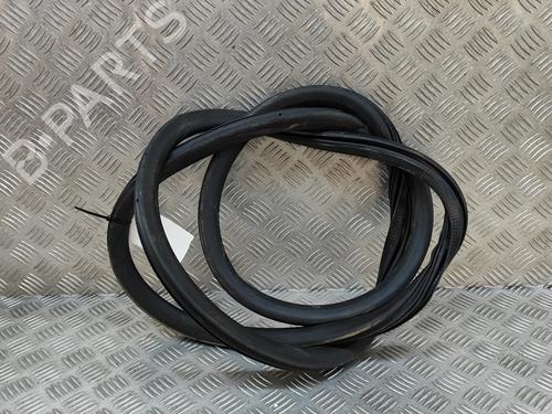 Used Rubber door seal OPEL MOKKA 1.2 (76) (136 hp) 28558189