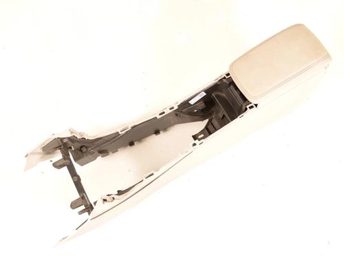 Used Middle console Middle console LAND ROVER RANGE ROVER IV (L405) 4.4 SDV8 4x4 (340 hp) 33343235 33343235