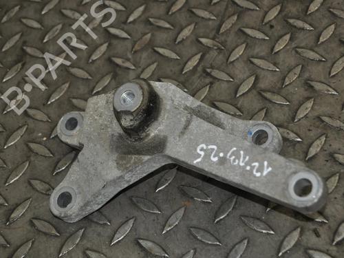 Getriebehalter für VOLVO V40 Hatchback (525) D2 (114 hp) 31072656