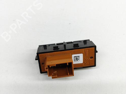 Switch CITROËN C5 AIRCROSS (A_) 1.2 PureTech 130 (ARHNSJ) | BP28551461I30