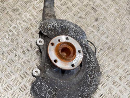 Used Right front steering knuckle BMW 6 Gran Coupe (F06) 640 d (313 hp) 14641421