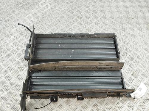 Grill Grill PEUGEOT 208 II (UB_, UP_, UW_, UJ_) e-208 (136 hp) 35767339 35767339