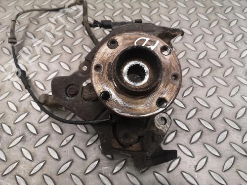 Used Right front steering knuckle Right front steering knuckle CHRYSLER YPSILON 1.2 (69 hp) 33367445 33367445