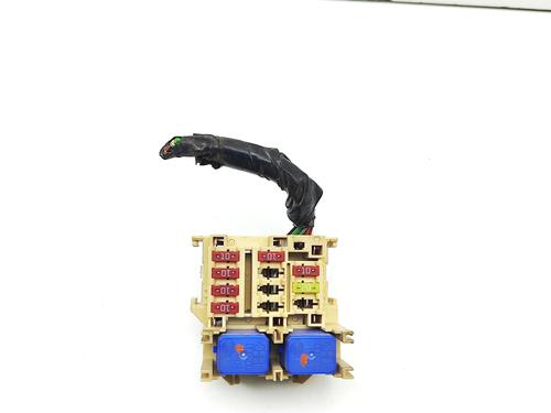 Used Fuse box Fuse box 38268260 38268260