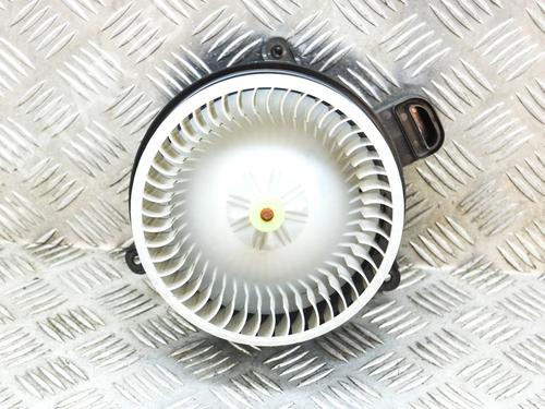 Used Heater blower motor Heater blower motor LAND ROVER RANGE ROVER SPORT II (L494) 4.4 SDV8 4x4 (340 hp) 27755865 27755865