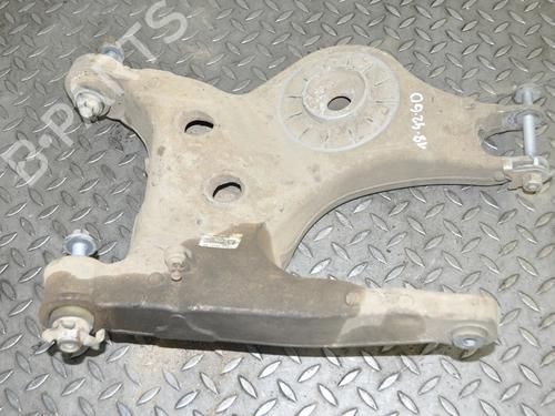 Used Left rear suspension arm Left rear suspension arm LAND ROVER RANGE ROVER IV (L405) 5.0 SCV8 4x4 (510 hp) 33340730 33340730