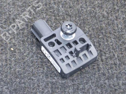 Used Electronic sensor TESLA MODEL S (5YJS) 75D AWD (525 hp) 20233407