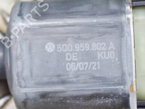 Right front window motor VW GOLF VIII (CD1, DA1) 1.5 TSI | BP27763629E20  - Image 6