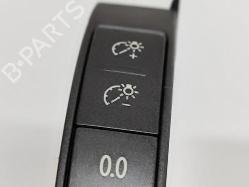 Switch VW PHAETON (3D1, 3D2, 3D3, 3D4, 3D6, 3D7, 3D8, 3D9) 6.0 W12 4motion | BP24307776I30 