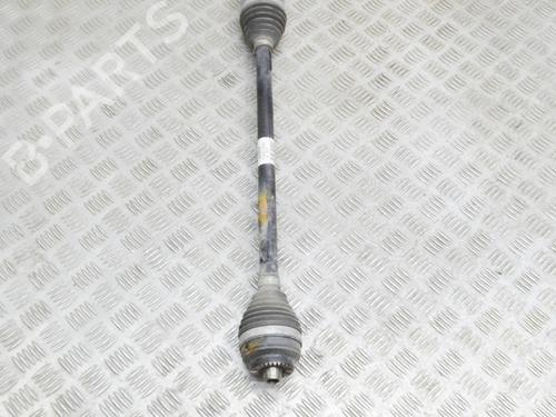 Used Left rear driveshaft BMW 2 Active Tourer (F45) 225 xe Plug-in-Hybrid (224 hp) 13110085