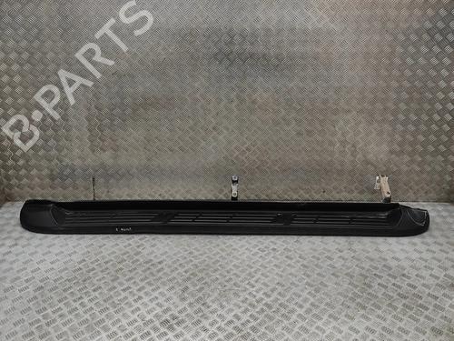 Used Right sideskirt Right sideskirt TOYOTA HILUX VIII Pickup (_N1_) 2.8 TD 4WD (GUN126) (204 hp) 36066511 36066511