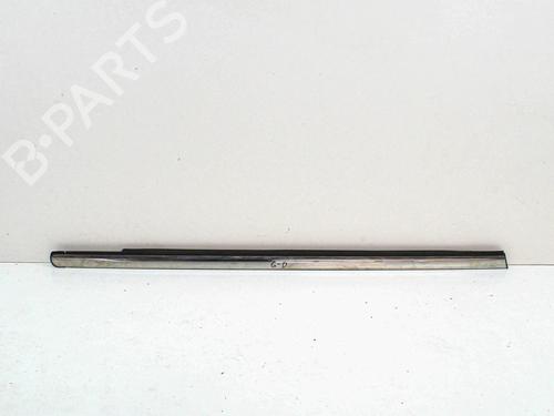 Dørliste CHRYSLER 300C (LX, LE) 2.7 (193 hp) 14634102