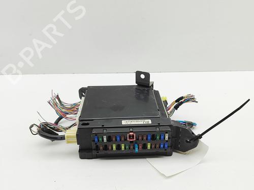 Used Fuse box TOYOTA TUNDRA Pickup (_K5_, _K6_) 5.7 4WD (USK56_, USK57_, USK55_, USK75_, USK55L, USK57L,... (386 hp) 30440042