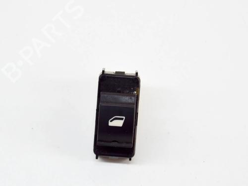 Used Right rear window switch Right rear window switch PEUGEOT 2008 II (UD_, US_, UY_, UJ_, UR_, UC_) 1.2 PureTech 100 (USHNK) (101 hp) 11042082 11042082