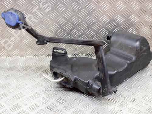 Used Windscreen washer tank MERCEDES-BENZ C-CLASS (W205) C 220 BlueTEC / d (205.002, 205.004) (170 hp) 9628190
