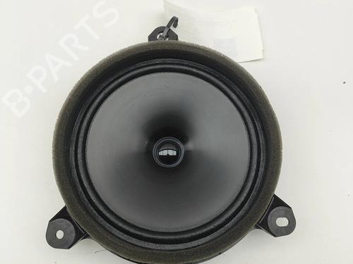 speaker-toyota-c-hr-_x2_-_h2_-2023-27794887 main image