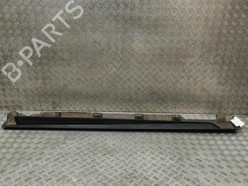 Used Left sideskirt FORD FOCUS III 1.0 EcoBoost (125 hp) 30108159