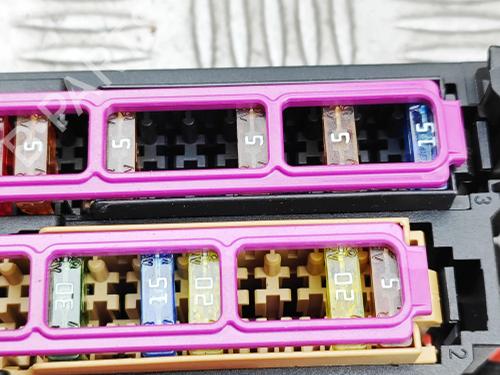 Fuse box PORSCHE MACAN (95B) 3.0 S Diesel | BP40460154E1 - Image 6