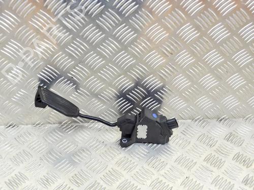 Used Pedal Pedal TOYOTA AURIS (_E18_) 1.8 Hybrid (ZWE186_, ZWE186R) (136 hp) 6925261 6925261