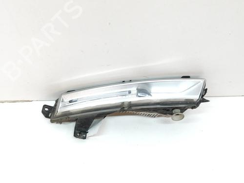 Used Right front fog light Right front fog light LAND ROVER DISCOVERY V (L462) 3.0 D 4x4 (211 hp) 16872078 16872078