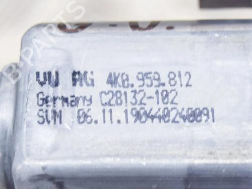 Right rear window motor AUDI A6 C8 (4A2) 40 TDI | BP27749317E22