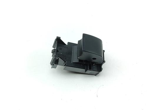 Used Right rear window switch TOYOTA COROLLA Estate (_E21_) 1.8 Hybrid (ZWE211) (98 hp) 29812680