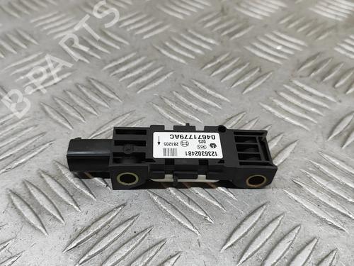 Used Electronic sensor JEEP GRAND CHEROKEE III (WH, WK) 4.7 V8 4x4 (231 hp) 25218654