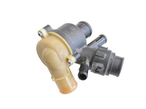 Thermostat housing LAND ROVER DISCOVERY V (L462) 3.0 Td6 4x4 | BP30246851M116