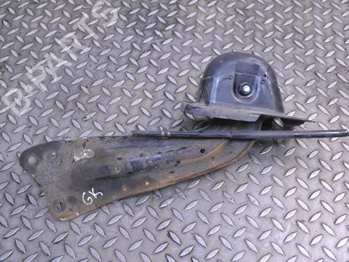 Venstre bagtil bærearm AUDI A3 Sportback (8PA) 2.0 TDI 16V (140 hp) 30218176