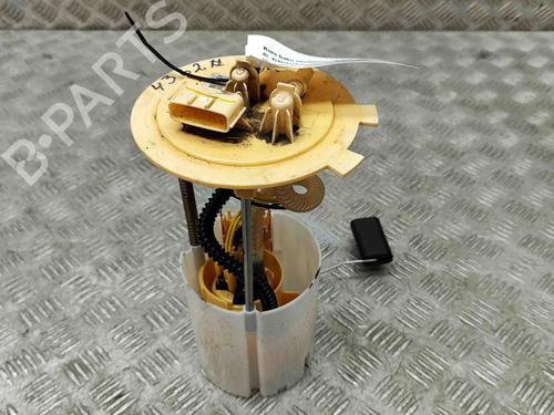 Used Fuel pump NISSAN QASHQAI II (J11, J11_) 1.5 dCi (110 hp) 18165757