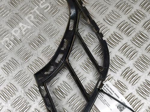 Used Grille BMW i4 (G26) eDrive40 (340 hp) 27790936