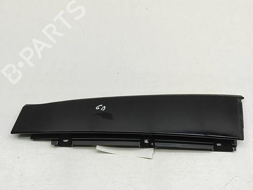 Used Door moulding trim Door moulding trim VOLVO V90 II Estate (235) B6 Mild-Hybrid AWD (348 hp) 33382181 33382181