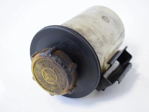 Power steering reservoir LAND ROVER DISCOVERY IV (L319) 3.0 TD 4x4 | BP30258048M117