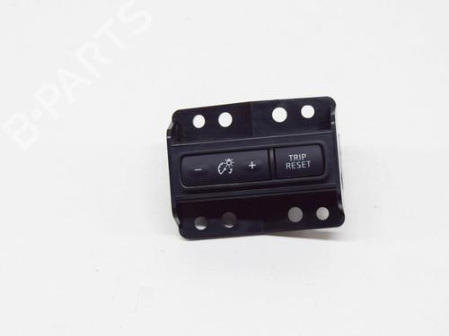 Used Switch Switch NISSAN QASHQAI II (J11, J11_) 1.3 DIG-T (140 hp) 27749646 27749646
