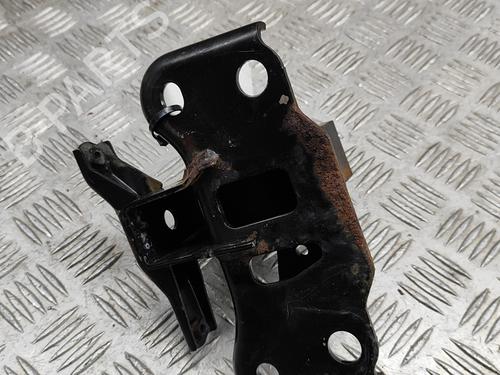 Engine mount TOYOTA AURIS Estate (_E18_) 1.4 D-4D (NDE180_) | BP22999353M89 
