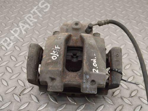 Używane Zacisk hamulca przedniego prawego BMW 3 Gran Turismo (F34) 320 d xDrive (190 hp) 30229059