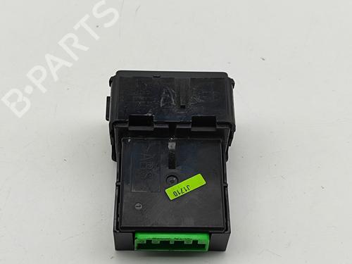 Switch LAND ROVER RANGE ROVER SPORT II (L494) 4.4 SDV8 4x4 | BP29830182I30