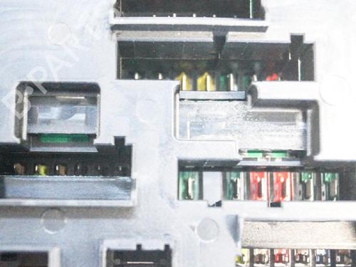 Fuse box BMW 5 (F10) ActiveHybrid | BP6740021E1 