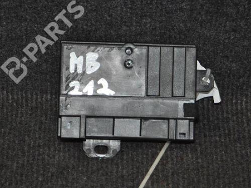 Used Electronic module MERCEDES-BENZ E-CLASS (W212) E 200 CDI / BlueTEC (212.005, 212.006) (136 hp) 8895557