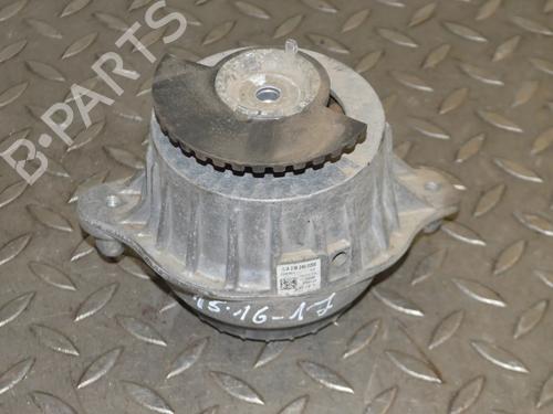 Used Engine mount Engine mount MERCEDES-BENZ E-CLASS Coupe (C238) E 220 d (238.314) (194 hp) 33347664 33347664