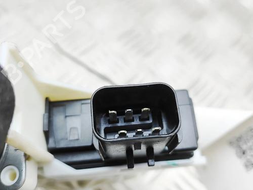 Right rear window motor TESLA MODEL Y (5YJY) Long Range All-wheel Drive | BP39073107E22 - Image 5