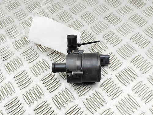 Used Auxiliary water pump OPEL VIVARO B Van (X82) 1.6 CDTI (05) (125 hp) 30323913