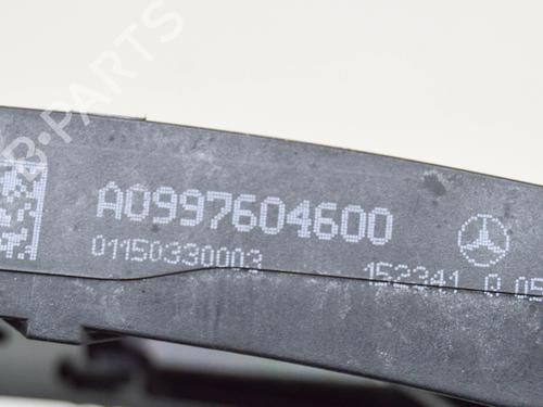 Front right exterior door handle MERCEDES-BENZ C-CLASS (W205) C 250 BlueTEC / d (205.008, 205.006) | BP13029610C129 