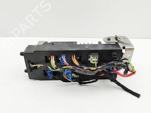 Fuse box LAND ROVER DISCOVERY V (L462) 3.0 Td6 4x4 | BP30130880E1